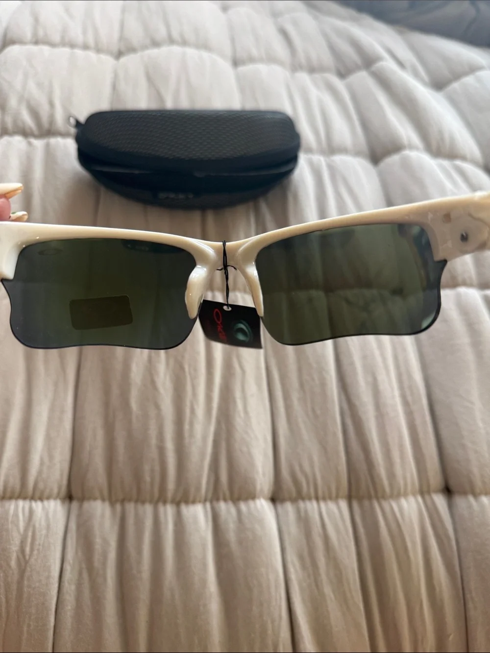 Oakley Katego Sunglasses with Gold-Green Mirror Lenses
